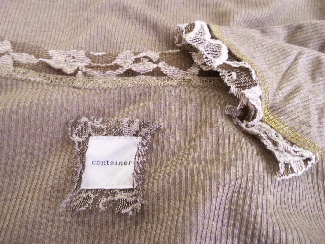 20180213_124032.jpg CONTAINER Rozmiar L Kolor Beżowy W serek Kardigan Zapinany Długi rękaw Materiał Wiskoza Cienka dzianina