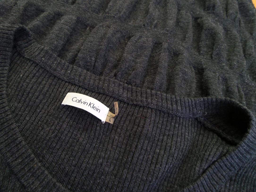 CALVIN KLEIN Rozmiar L Kolor Szary Okrągły dekolt Sukienka Sweterkowa Długi rękaw Do Kolan CALVIN KLEIN Rozmiar L Kolor Szary Okrągły dekolt Sukienka Sweterkowa Długi rękaw Do Kolan