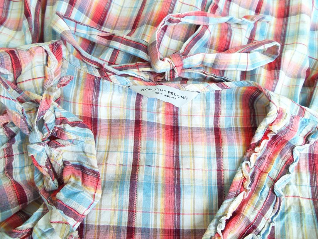Dorothy perkins Rozmiar 44 Kolor Czerwony Krata W serek Tunika Bluzka Krótki rękaw Materiał Bawełna 100% Dorothy perkins Rozmiar 44 Kolor Czerwony Krata W serek Tunika Bluzka Krótki rękaw Materiał Bawełna 100%