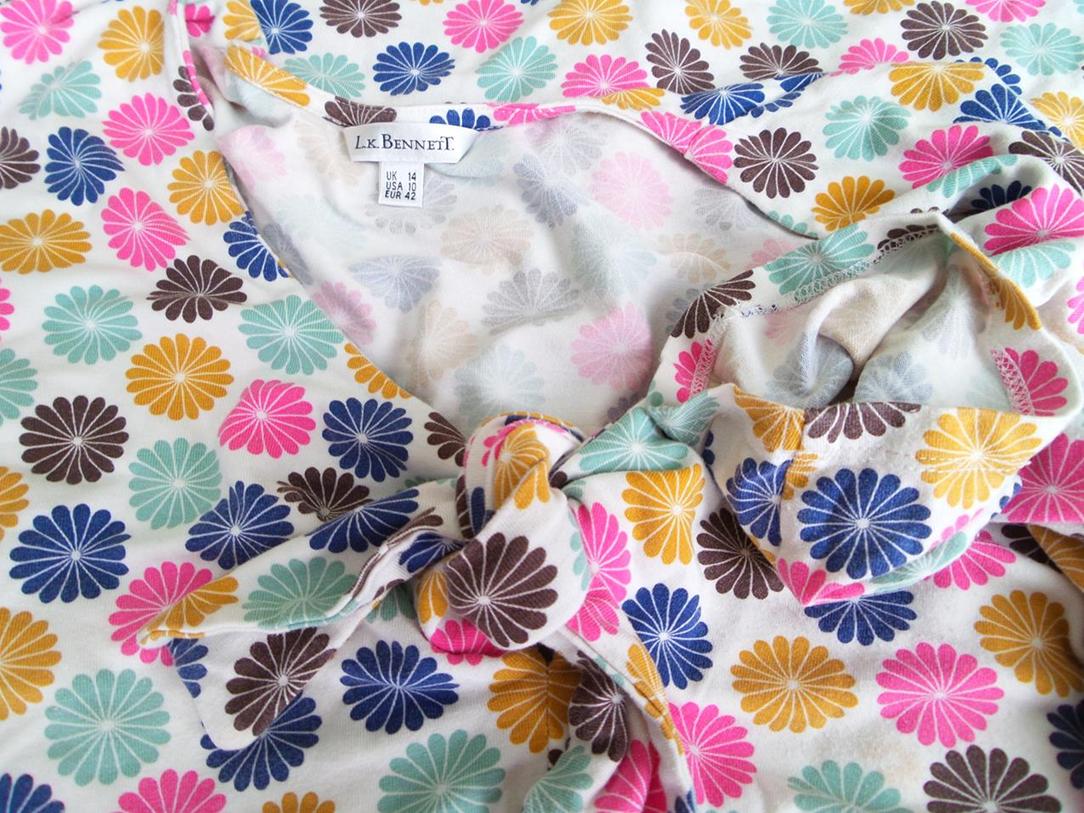 L.K. BENNETT Rozmiar 42 W serek Sukienka Sheath Rękaw 3/4 Do Kolan
