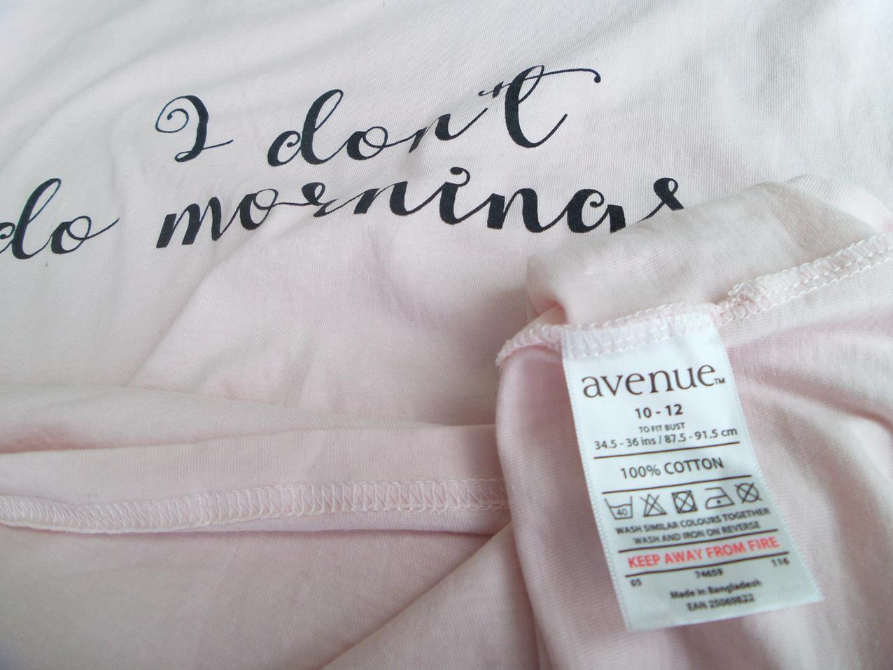 Avenue Essentials Rozmiar 10-12 (38-40) Kolor Pudrowy Róż Okrągły dekolt T-Shirt Krótki rękaw Materiał Bawełna 100%