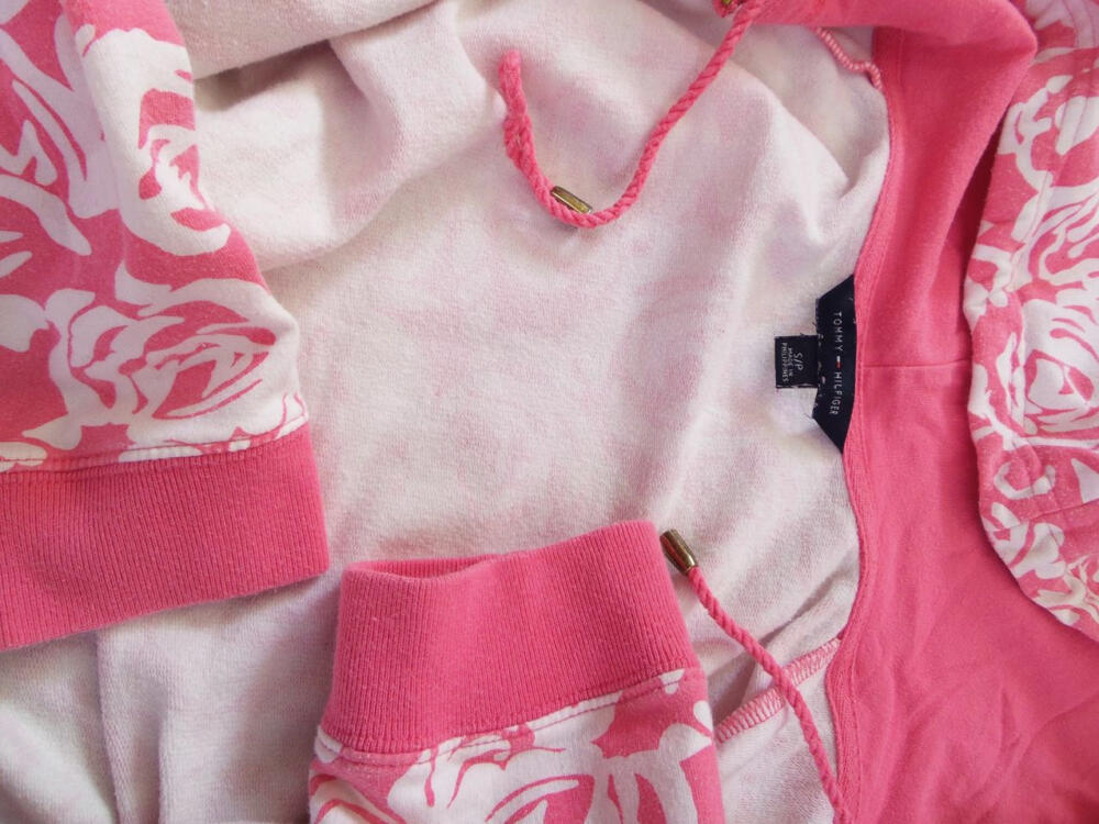 Tommy hilfiger Rozmiar S Kolor Różowy Bluza na suwak Rękaw 3/4 Materiał Bawełna Tommy hilfiger Rozmiar S Kolor Różowy Bluza na suwak Rękaw 3/4 Materiał Bawełna