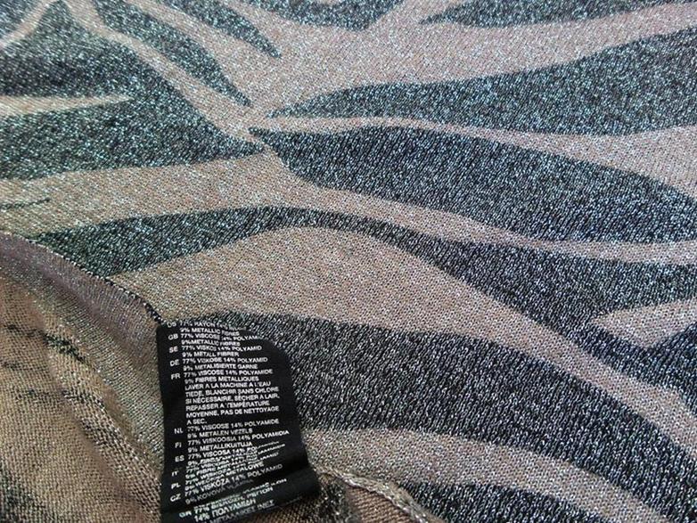 Rozmiar M Kolor Beżowy Dekolt U Sukienka Sweterkowa Bezrękawnik Krótka Materiał Wiskoza Rozmiar M Kolor Beżowy Dekolt U Sukienka Sweterkowa Bezrękawnik Krótka Materiał Wiskoza