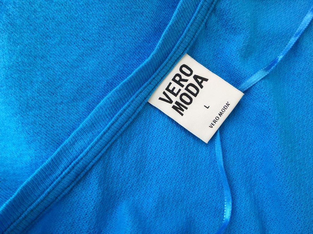 Vero moda Rozmiar L Kolor Niebieski Okrągły dekolt Tunika Bluzka Rękaw 3/4 Materiał Bawełna 100% Vero moda Rozmiar L Kolor Niebieski Okrągły dekolt Tunika Bluzka Rękaw 3/4 Materiał Bawełna 100%