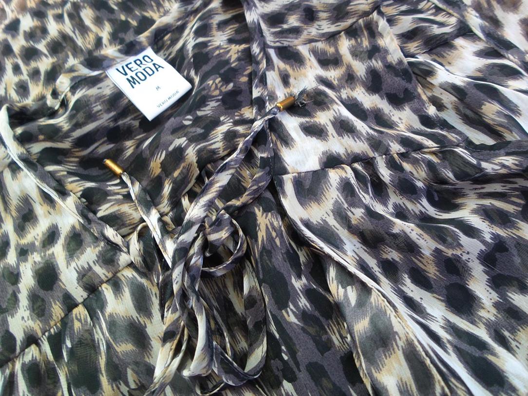 Vero moda Rozmiar M Kolor Brązowy Panterka Okrągły dekolt Tunika Bluzka Bezrękawnik Vero moda Rozmiar M Kolor Brązowy Panterka Okrągły dekolt Tunika Bluzka Bezrękawnik
