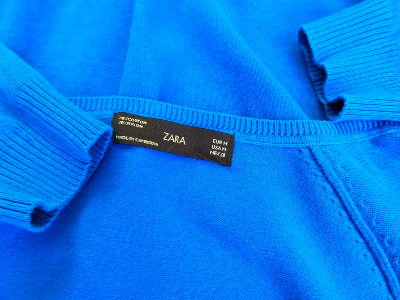 Zara Rozmiar M Kolor Niebieski Split Crew Neck Kardigan Zapinany Długi rękaw Materiał Bawełna Cienka dzianina