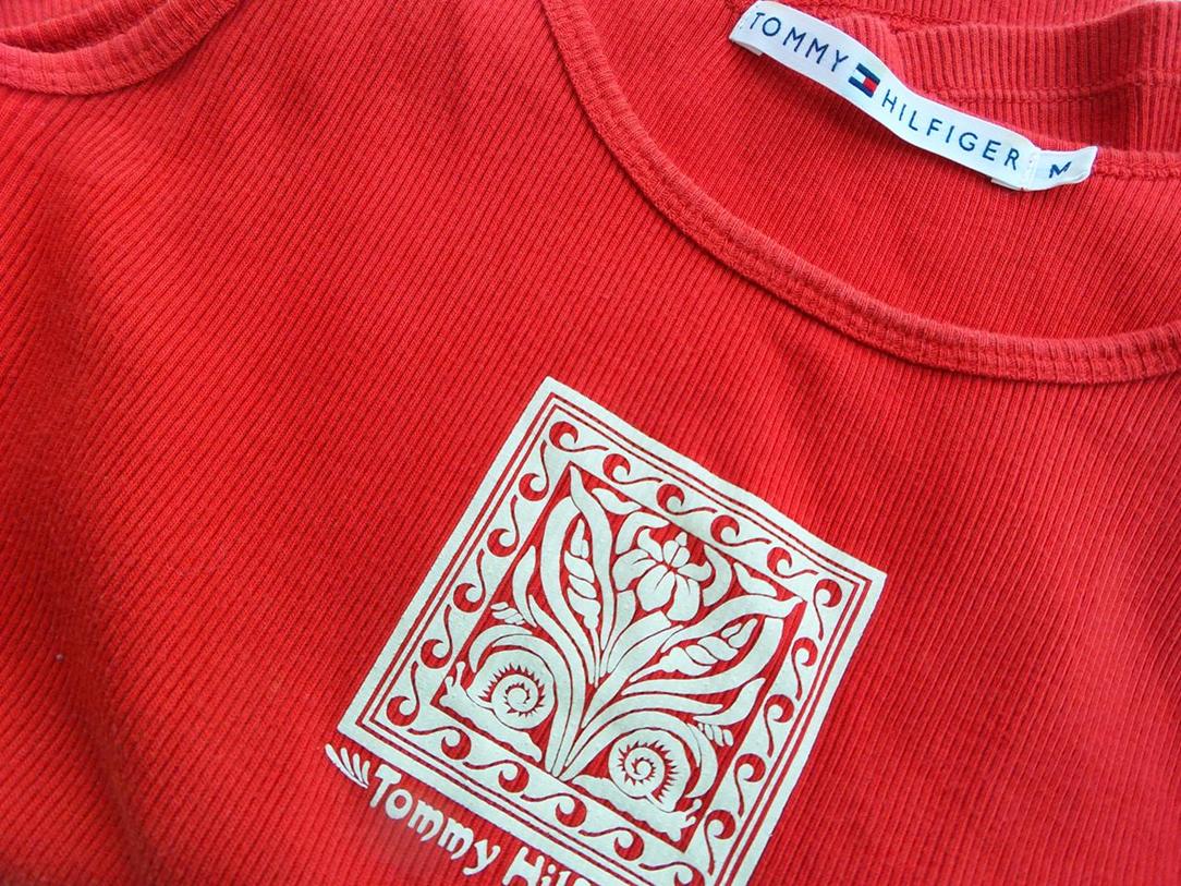 20180405_095800.jpg Tommy hilfiger Rozmiar M Kolor Czerwony Okrągły dekolt Bluzka Bezrękawnik Materiał Bawełna 100%