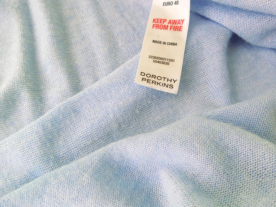 Dorothy perkins Rozmiar 48 Kolor Niebieski Głęboki Serek Tunika Bluzka Krótki rękaw Materiał Bawełna Dorothy perkins Rozmiar 48 Kolor Niebieski Głęboki Serek Tunika Bluzka Krótki rękaw Materiał Bawełna