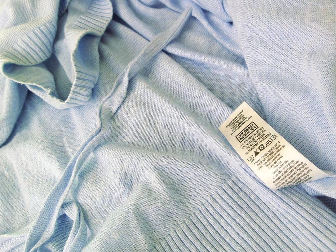 Dorothy perkins Rozmiar 48 Kolor Niebieski Głęboki Serek Tunika Bluzka Krótki rękaw Materiał Bawełna Dorothy perkins Rozmiar 48 Kolor Niebieski Głęboki Serek Tunika Bluzka Krótki rękaw Materiał Bawełna