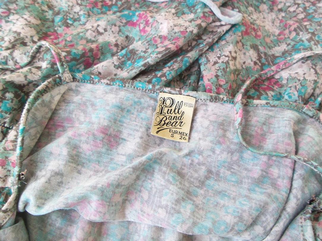 Pull and Bear Rozmiar S Kolor Szary Dekolt U Sukienka Mini Bezrękawnik Krótka Pull and Bear Rozmiar S Kolor Szary Dekolt U Sukienka Mini Bezrękawnik Krótka