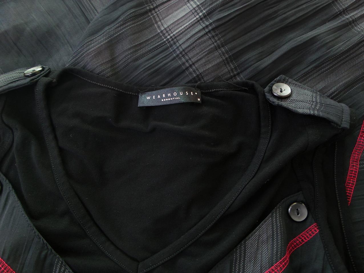 Wearhouse Rozmiar M Kolor Szary W serek Sukienka Prostokątna Bezrękawnik Midi Materiał Wiskoza Wearhouse Rozmiar M Kolor Szary W serek Sukienka Prostokątna Bezrękawnik Midi Materiał Wiskoza