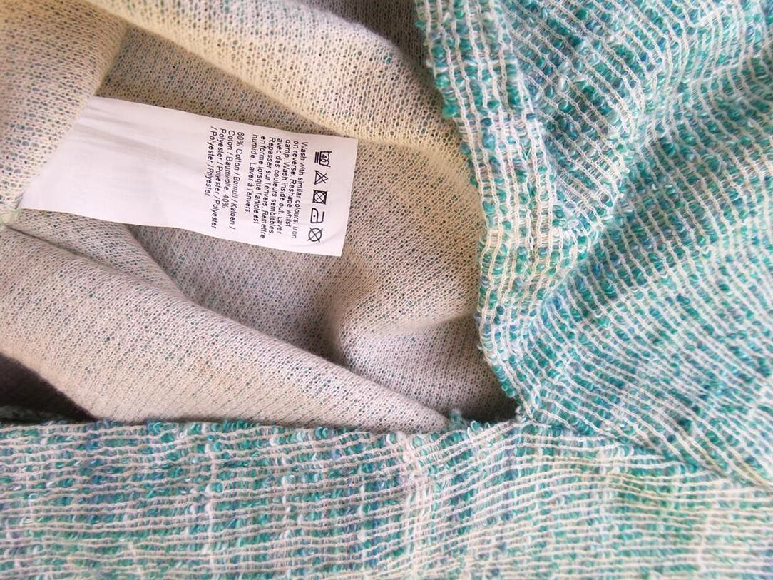 River island Rozmiar 12 (40) Kolor Turkusowy W serek Tunika Bluzka Bezrękawnik Materiał Bawełna River island Rozmiar 12 (40) Kolor Turkusowy W serek Tunika Bluzka Bezrękawnik Materiał Bawełna