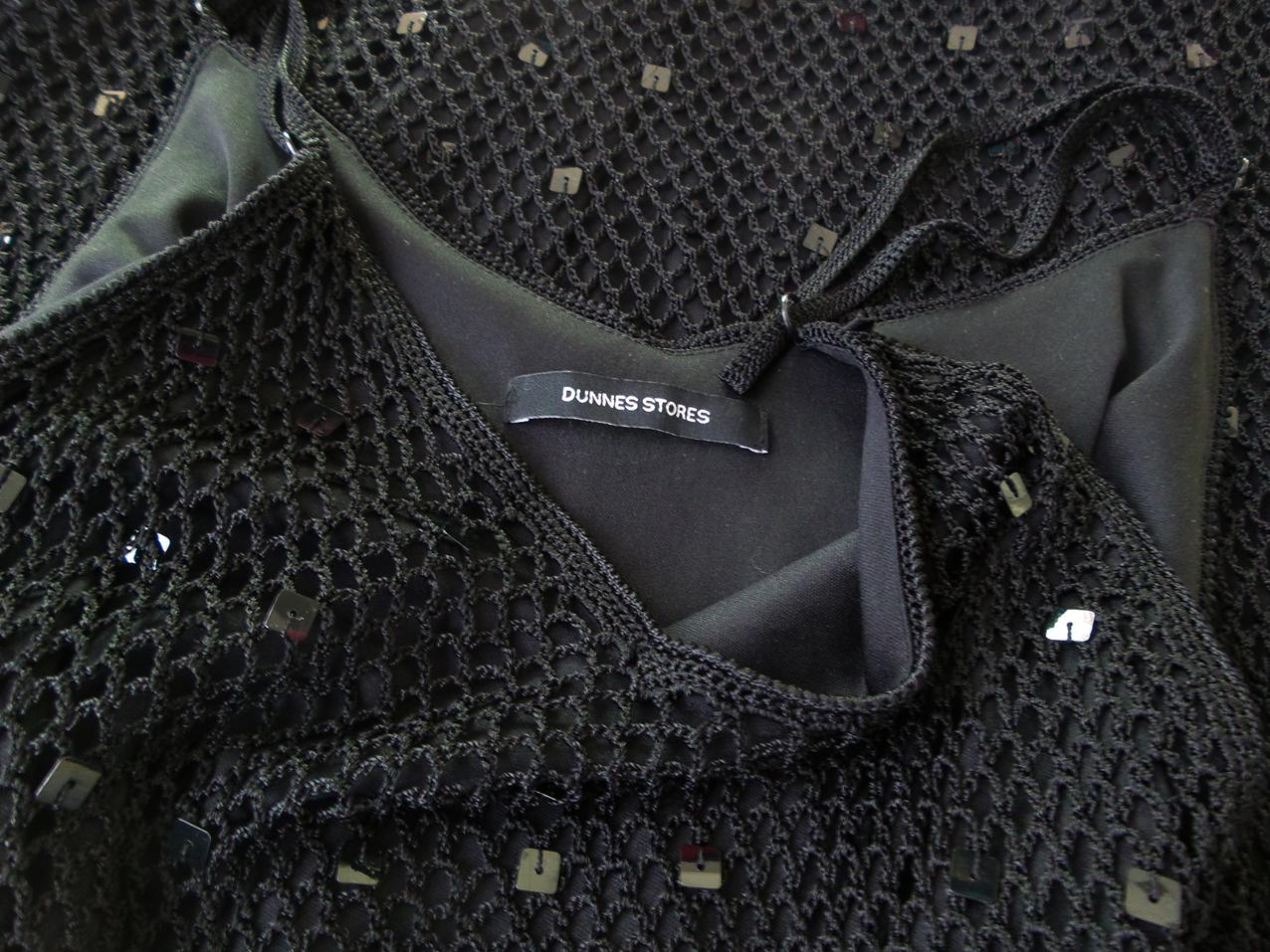 Dunnes stores Rozmiar 42/44 Kolor Czarny Odkryte Ramiona Sukienka Maxi Bezrękawnik Długa Materiał Wiskoza 100% Dunnes stores Rozmiar 42/44 Kolor Czarny Odkryte Ramiona Sukienka Maxi Bezrękawnik Długa Materiał Wiskoza 100%