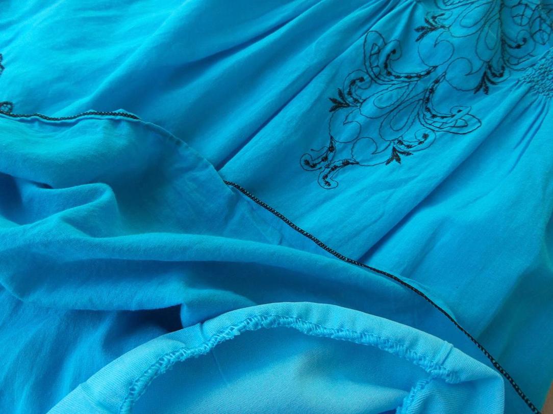 New york laundry Rozmiar S/M Kolor Niebieski Kwadratowy dekolt Sukienka Slip Bezrękawnik Midi New york laundry Rozmiar S/M Kolor Niebieski Kwadratowy dekolt Sukienka Slip Bezrękawnik Midi