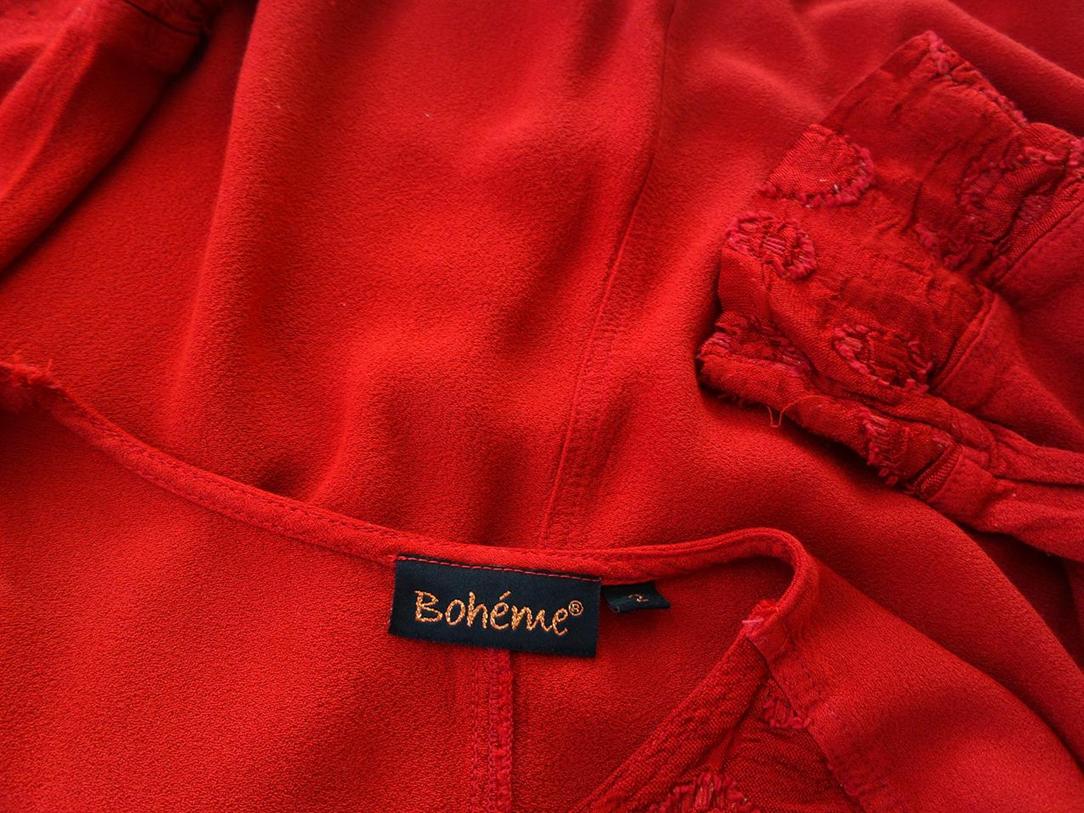 BOHEME Rozmiar 2 Kolor Czerwony Okrągły dekolt Tunika Bluzka Długi rękaw Materiał Wiskoza 100% BOHEME Rozmiar 2 Kolor Czerwony Okrągły dekolt Tunika Bluzka Długi rękaw Materiał Wiskoza 100%