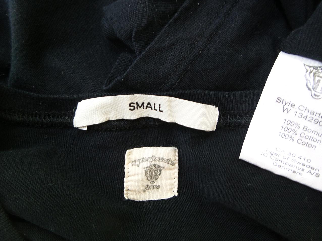 20180616_100338.jpg Tiger of Sweden Rozmiar S Kolor Czarny Okrągły dekolt T-Shirt Krótki rękaw Materiał Bawełna 100%