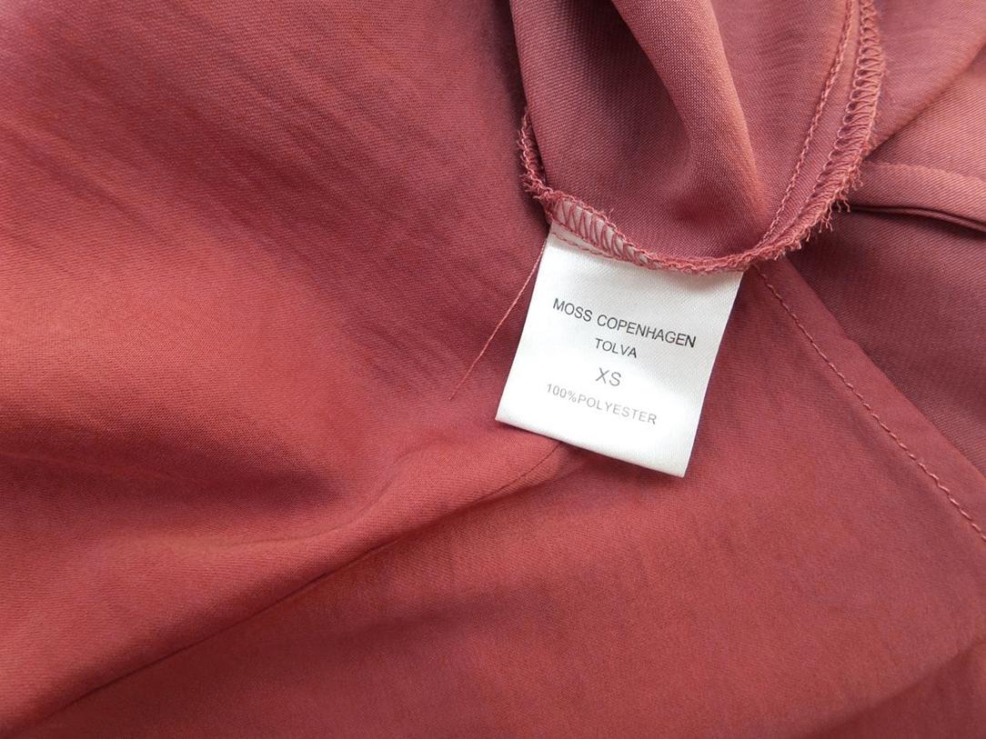 Moss Copenhagen Rozmiar XS Kolor Różowy Dekolt U Tunika Bluzka Bezrękawnik Moss Copenhagen Rozmiar XS Kolor Różowy Dekolt U Tunika Bluzka Bezrękawnik