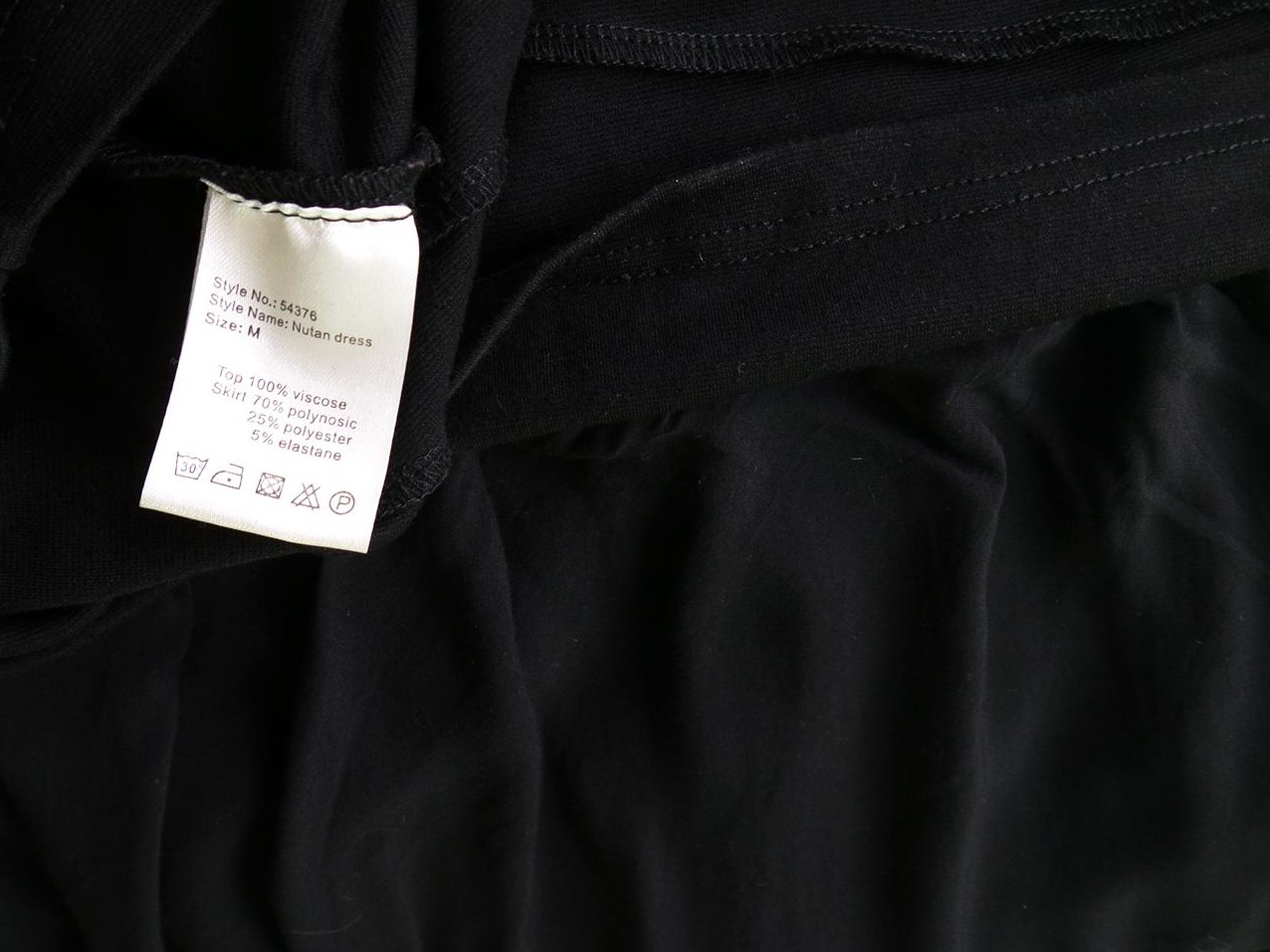 Isay Rozmiar M Kolor Czarny W łódkę Sukienka Blouson Rękaw 3/4 Do Kolan Materiał Wiskoza 100% Isay Rozmiar M Kolor Czarny W łódkę Sukienka Blouson Rękaw 3/4 Do Kolan Materiał Wiskoza 100%