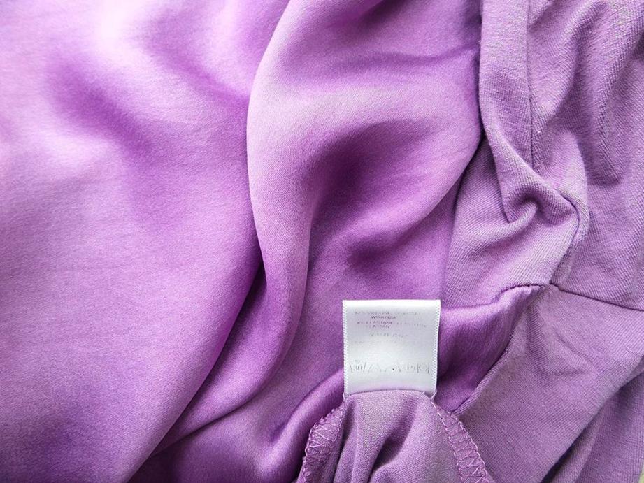 Simple Rozmiar 38 Kolor Fioletowy W łódkę Tunika Bluzka Rękaw 3/4 Materiał Wiskoza Simple Rozmiar 38 Kolor Fioletowy W łódkę Tunika Bluzka Rękaw 3/4 Materiał Wiskoza