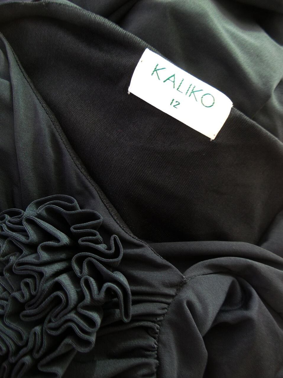 Kaliko Rozmiar 38 Kolor Czarny W serek Sukienka Zawijana Bezrękawnik Materiał Wiskoza