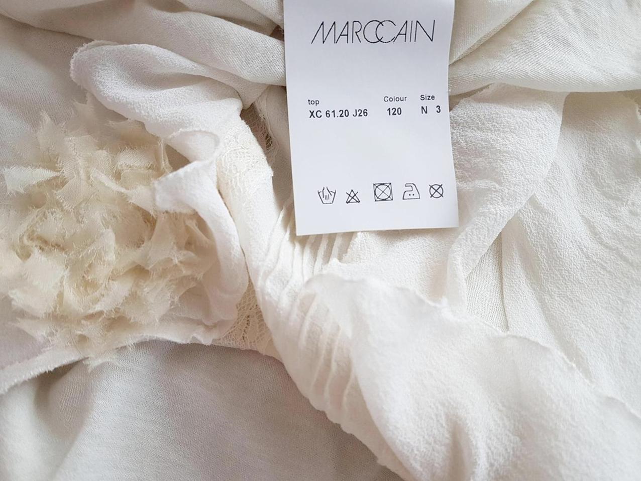 20180724_163507.jpg Marc Cain Rozmiar 3 Kolor Kremowy Okrągły dekolt Bluzka Bezrękawnik Materiał Bawełna