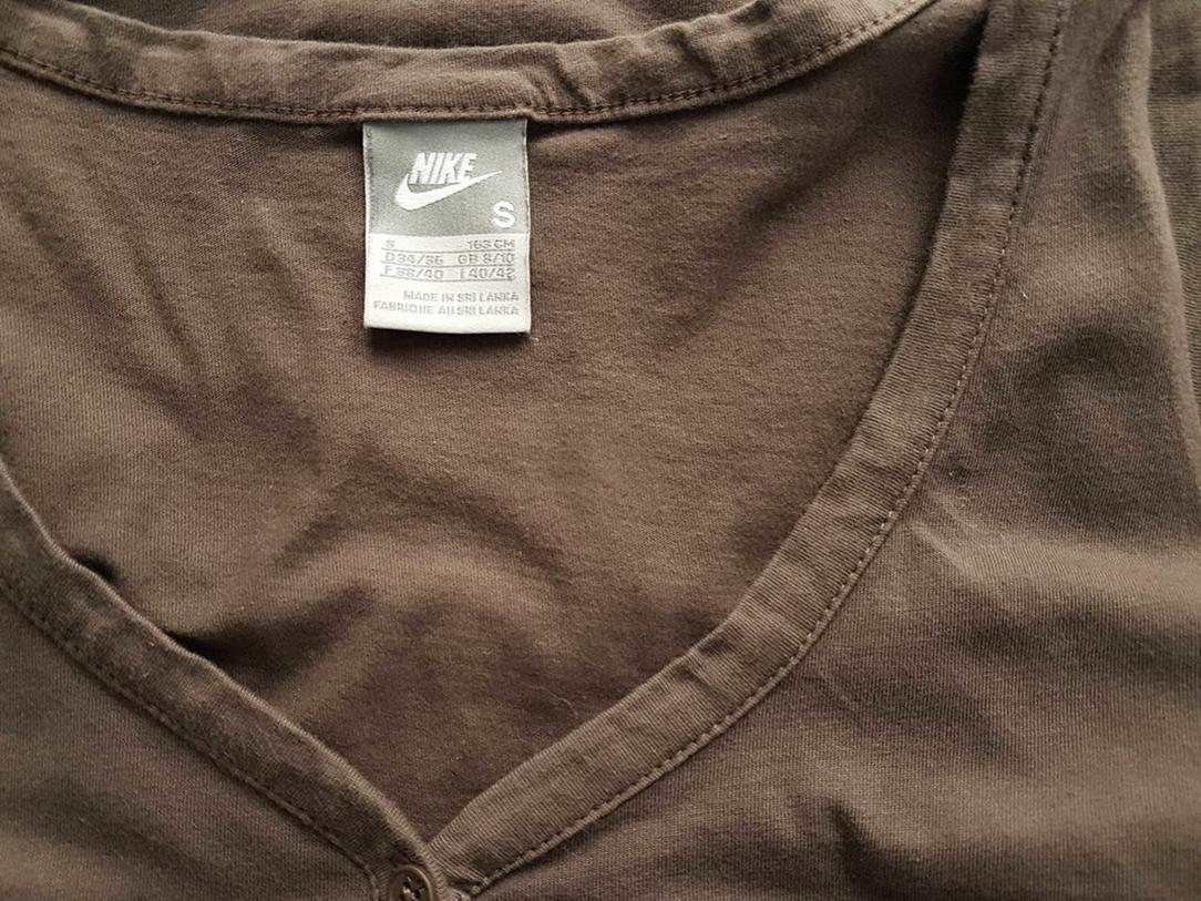 Nike Rozmiar S Kolor Brązowy W serek Tunika Bluzka Krótki rękaw Materiał Bawełna 100% Nike Rozmiar S Kolor Brązowy W serek Tunika Bluzka Krótki rękaw Materiał Bawełna 100%