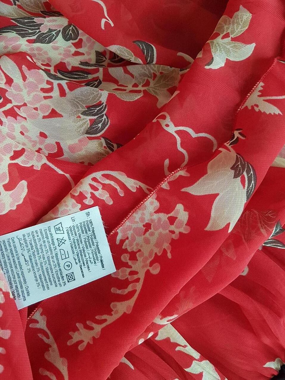 Vero moda Rozmiar M Kolor Czerwony W serek Sukienka Letnia Bezrękawnik Midi