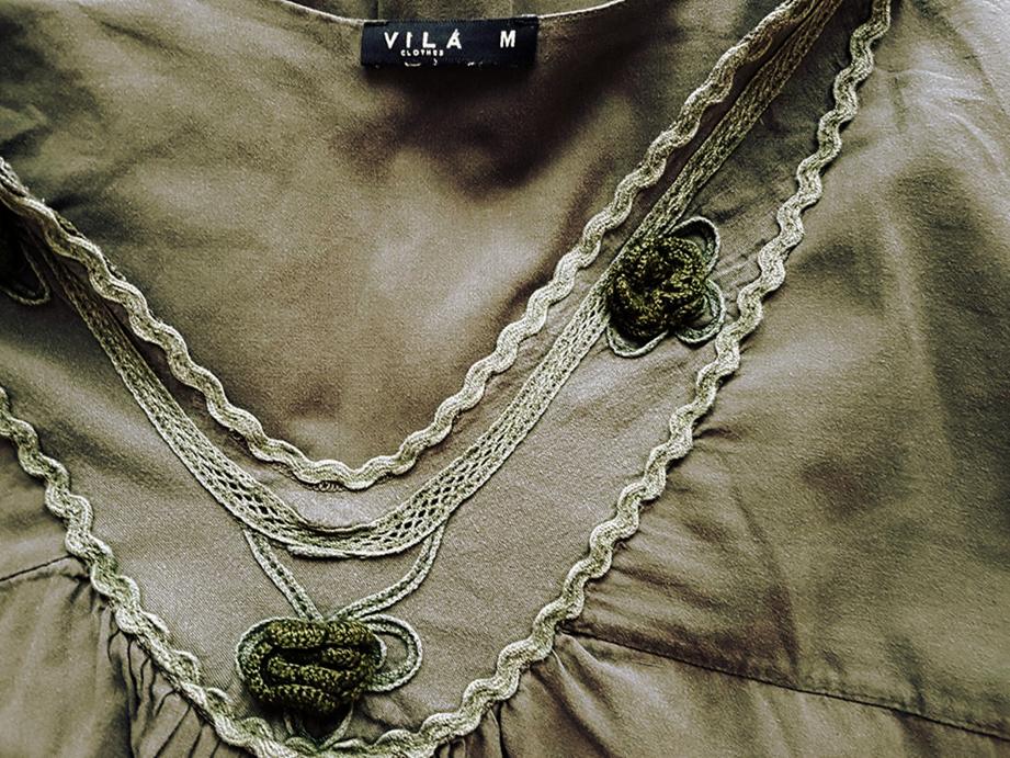 Vila Rozmiar M Kolor Khaki W serek Sukienka Mini Rękaw 3/4 Krótka Materiał Bawełna 100%