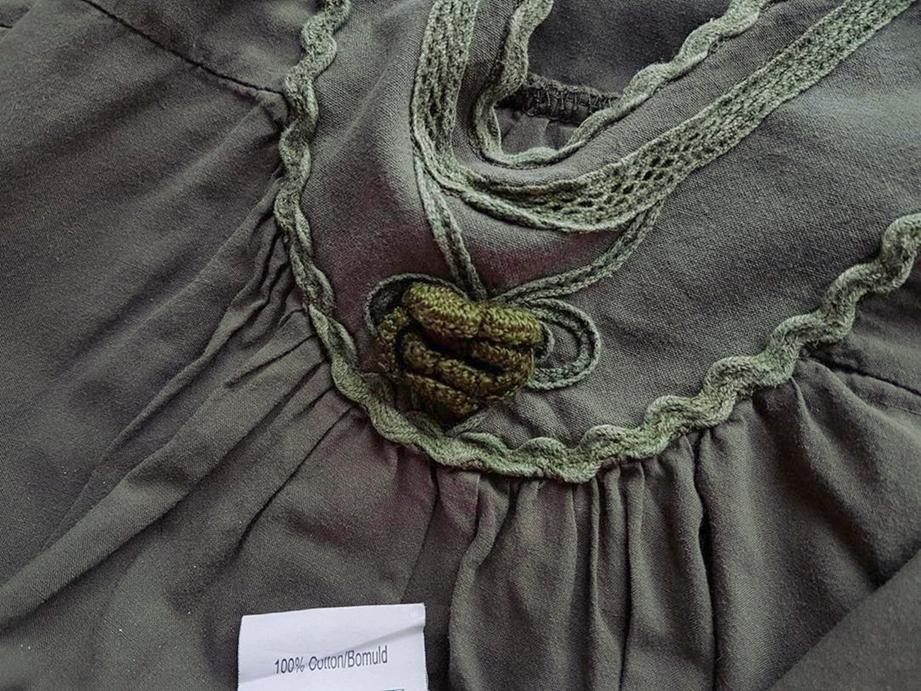 Vila Rozmiar M Kolor Khaki W serek Sukienka Mini Rękaw 3/4 Krótka Materiał Bawełna 100%