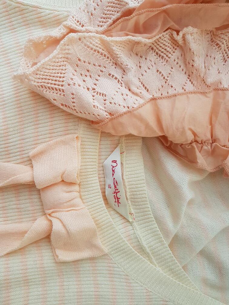 Miss selfridge Rozmiar 12 (40) Kolor Kremowy Dekolt U Sukienka Letnia Bezrękawnik Do Kolan Materiał Bawełna Miss selfridge Rozmiar 12 (40) Kolor Kremowy Dekolt U Sukienka Letnia Bezrękawnik Do Kolan Materiał Bawełna