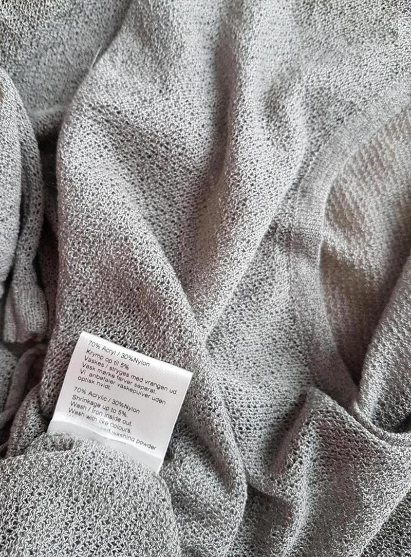 Intown Rozmiar M Kolor Szary Okrągły dekolt Bluzka Crop Top Długi rękaw Materiał Akryl