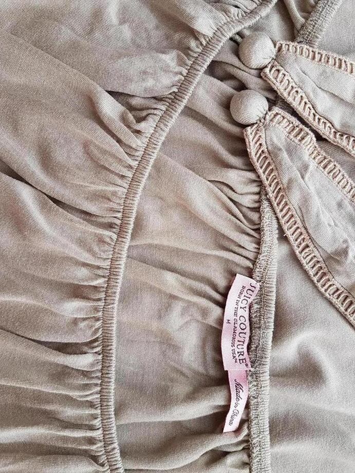Juicy couture Rozmiar M Kolor Beżowy W łódkę Sukienka Sheath Krótki rękaw Do Kolan Materiał Modal 100% Juicy couture Rozmiar M Kolor Beżowy W łódkę Sukienka Sheath Krótki rękaw Do Kolan Materiał Modal 100%