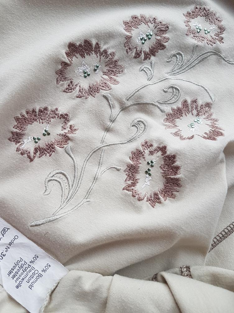 20180818_144842.jpg Zazar Rozmiar 42/44 Kolor Beżowy Crew Neck Bluzka Krótki rękaw Materiał Bawełna