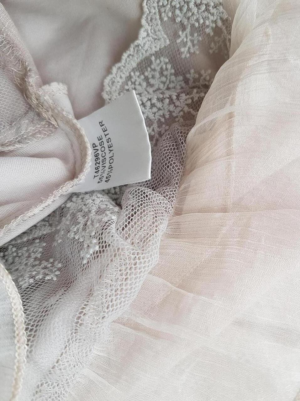 Vintage Rozmiar L Kolor Kremowy Okrągły dekolt Sukienka Mini Bezrękawnik Krótka Materiał Wiskoza Vintage Rozmiar L Kolor Kremowy Okrągły dekolt Sukienka Mini Bezrękawnik Krótka Materiał Wiskoza