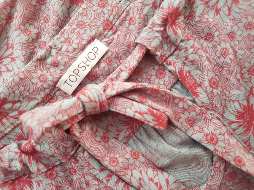 20180823_133259.jpg Topshop Rozmiar 36 Kolor Czerwony Keyhole Crew Neck Bluzka Krótki rękaw Materiał Wiskoza 100%