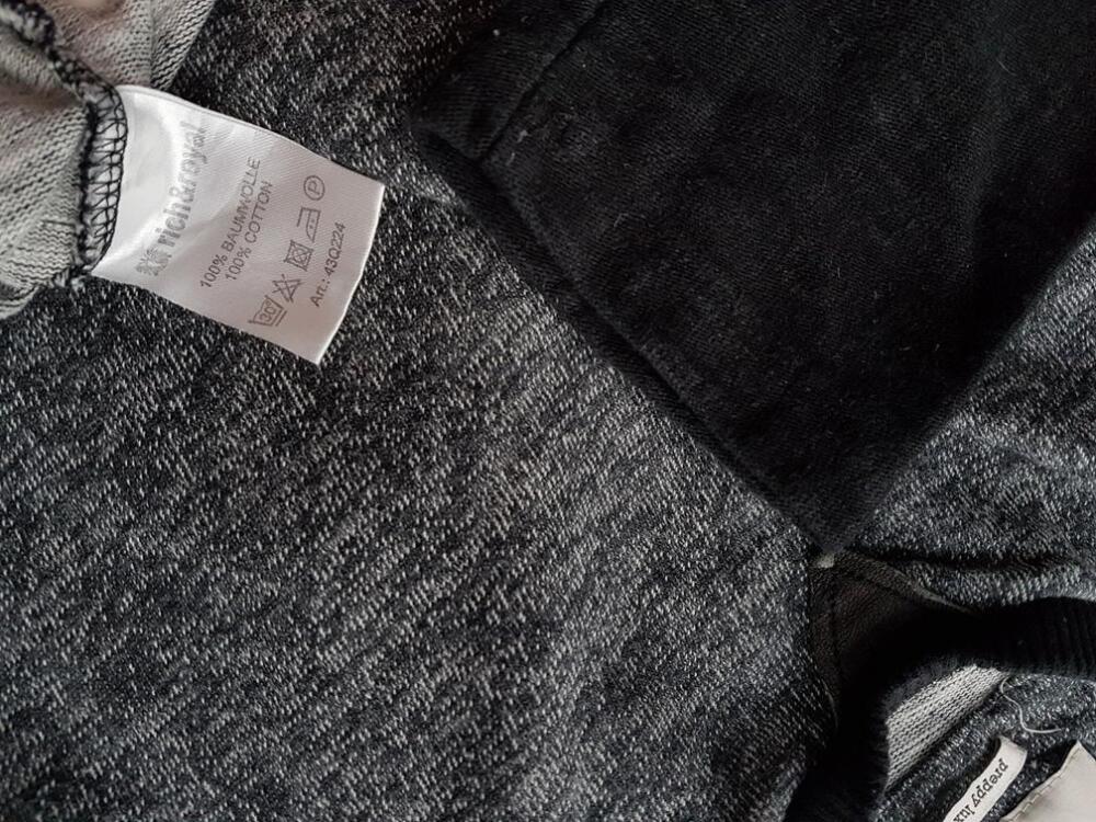 Rozmiar L Kolor Szary Bluza Długi rękaw Materiał Bawełna 100% Rozmiar L Kolor Szary Bluza Długi rękaw Materiał Bawełna 100%