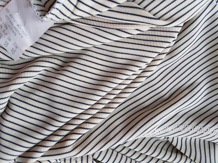 Ciboni Germany Rozmiar 42 Kolor Beżowy Okrągły dekolt T-Shirt Krótki rękaw