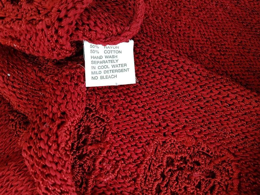20180913_151512.jpg Claire Kennedy Rozmiar 1 Kolor Czerwony Okrągły dekolt Sweter Długi rękaw Materiał Rayon Otwarta dzianina
