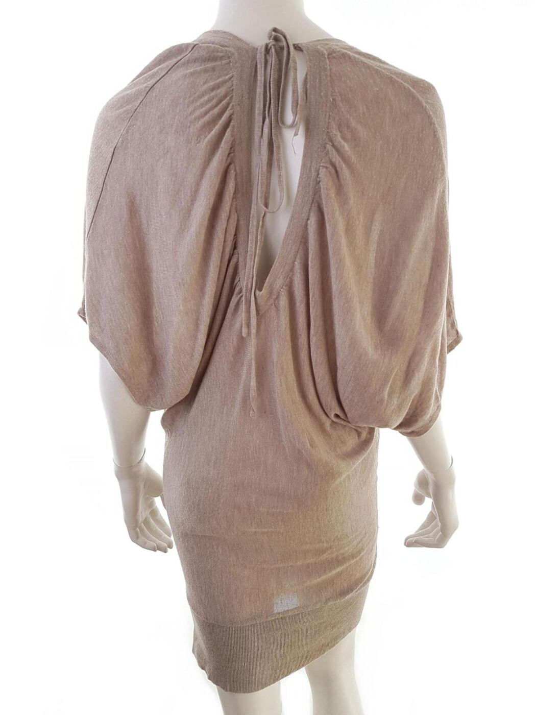 Miss selfridge Rozmiar 14 (42) Kolor Beżowy W serek Sukienka A-Line Krótki rękaw Do Kolan Materiał Akryl Miss selfridge Rozmiar 14 (42) Kolor Beżowy W serek Sukienka A-Line Krótki rękaw Do Kolan Materiał Akryl