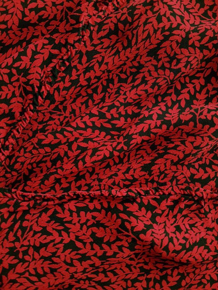 Rozmiar M Kolor Czerwony W serek Sukienka A-Line Krótki rękaw Do Kolan Rozmiar M Kolor Czerwony W serek Sukienka A-Line Krótki rękaw Do Kolan