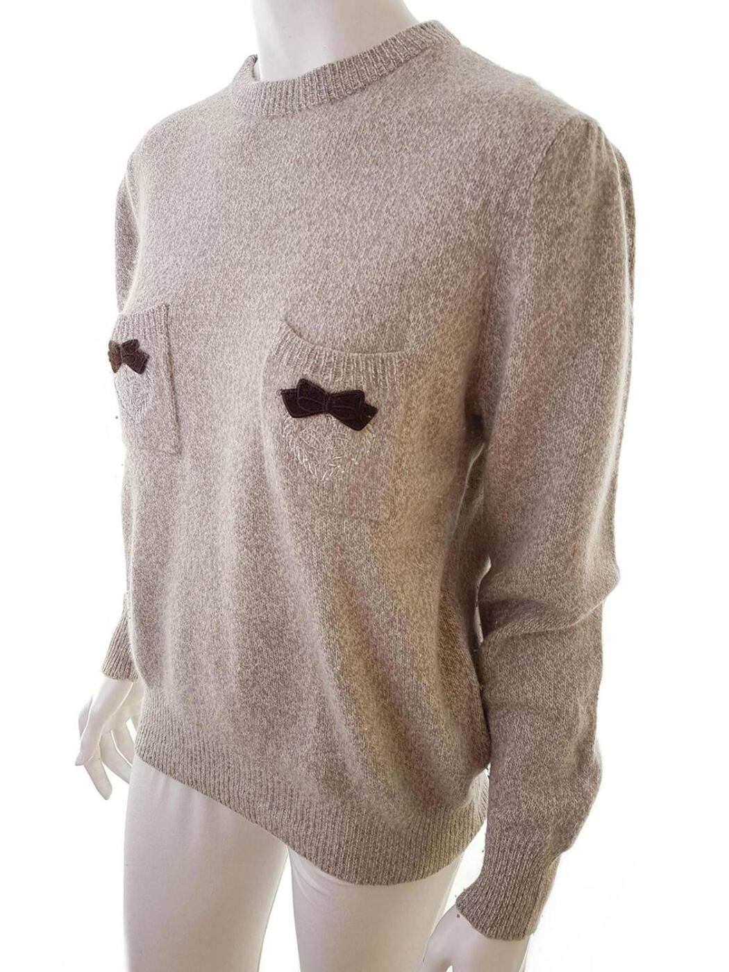 20180926_145354.jpg Alison Craig Rozmiar 1 Kolor Beżowy Crew Neck Sweter Długi rękaw Materiał Wełna Jagnięca Cienka dzianina