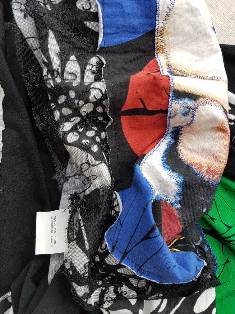 Rozmiar M/L Kolor Czarny Odkryte Ramiona Sukienka Letnia Bezrękawnik Midi Materiał Bawełna 100% Rozmiar M/L Kolor Czarny Odkryte Ramiona Sukienka Letnia Bezrękawnik Midi Materiał Bawełna 100%