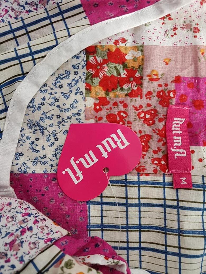 Rut m.fl Rozmiar M Kolor Różowy Krata Okrągły dekolt Tunika Popover Bluzka Długi rękaw Materiał Bawełna 100% Rut m.fl Rozmiar M Kolor Różowy Krata Okrągły dekolt Tunika Popover Bluzka Długi rękaw Materiał Bawełna 100%