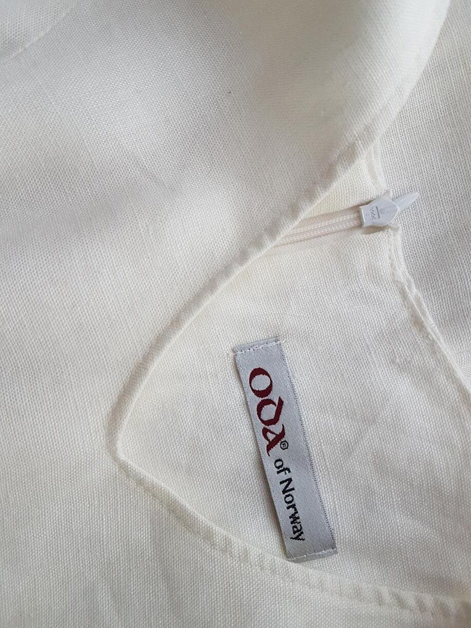 Oda Of Norway Rozmiar M Kolor Kremowy W serek Sukienka Prostokątna Bezrękawnik Midi Materiał Len 100% Oda Of Norway Rozmiar M Kolor Kremowy W serek Sukienka Prostokątna Bezrękawnik Midi Materiał Len 100%