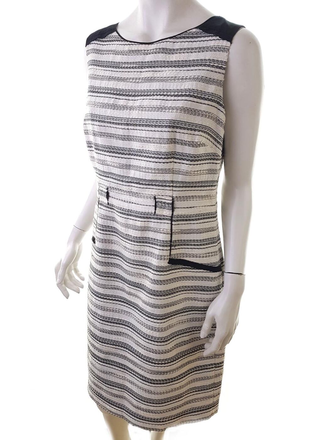 Monsoon Rozmiar 42 Kolor Kremowy Okrągły dekolt Sukienka Sheath Bezrękawnik Midi Monsoon Rozmiar 42 Kolor Kremowy Okrągły dekolt Sukienka Sheath Bezrękawnik Midi