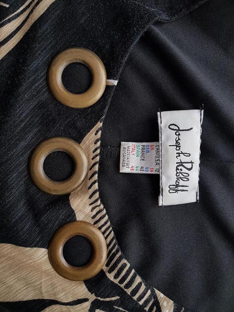 Joseph Ribkoff Rozmiar 40 Kolor Czarny Okrągły dekolt Sukienka Ołówkowa Bezrękawnik Midi Materiał Rayon Joseph Ribkoff Rozmiar 40 Kolor Czarny Okrągły dekolt Sukienka Ołówkowa Bezrękawnik Midi Materiał Rayon