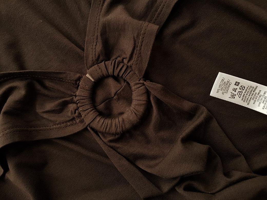 Dunnes stores Rozmiar 38 Kolor Brązowy Drapowany dekolt Sukienka Sheath Długi rękaw Midi Materiał Wiskoza Dunnes stores Rozmiar 38 Kolor Brązowy Drapowany dekolt Sukienka Sheath Długi rękaw Midi Materiał Wiskoza