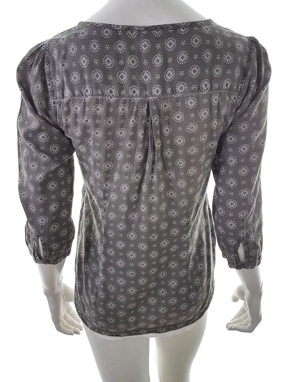 20181022_153709.jpg Hillevi Rozmiar 34 Kolor Szary Grochy Keyhole Crew Neck Bluzka Peplum Rękaw 3/4 Materiał Bawełna 100%