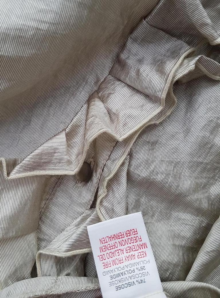 River island Rozmiar 36 Kolor Beżowy Kołnierz Bluzka Zapinana Bezrękawnik Materiał Wiskoza