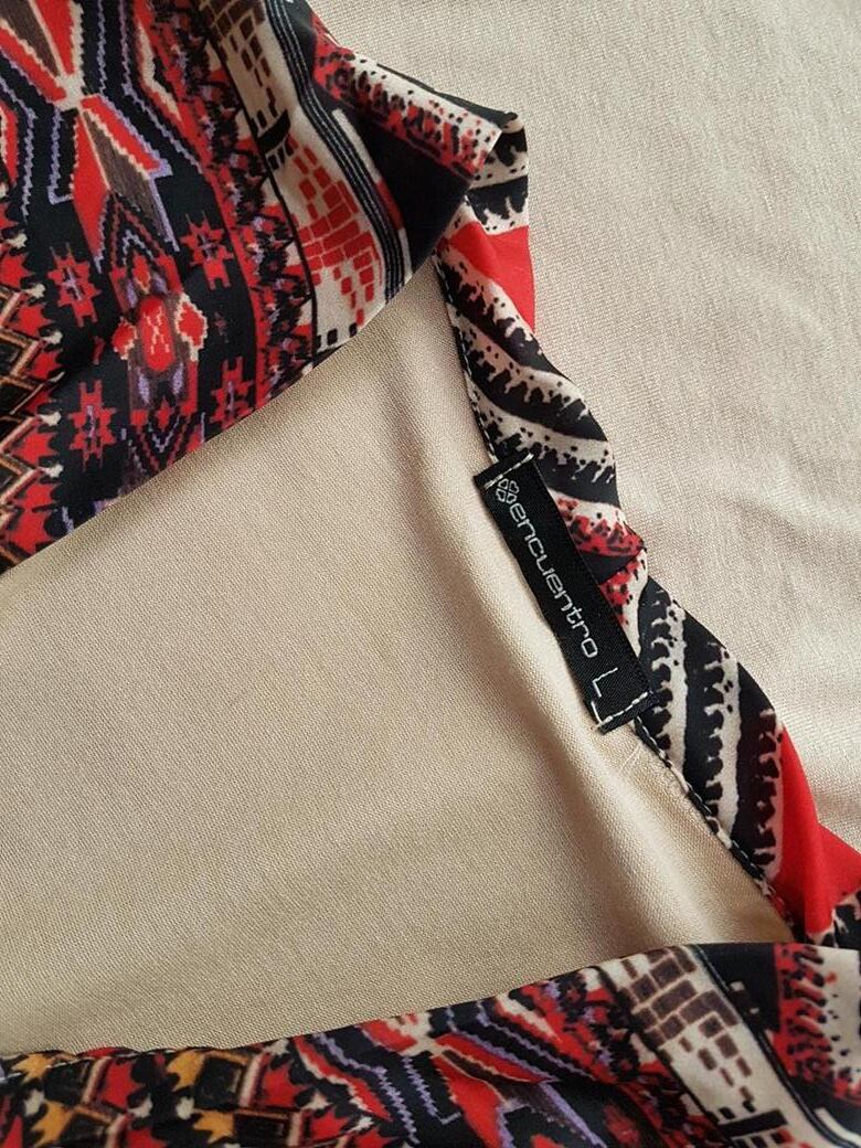 Encuentro Rozmiar L Kolor Beżowy Damask Paisley W serek Tunika Bluzka Bezrękawnik Materiał Wiskoza Encuentro Rozmiar L Kolor Beżowy Damask Paisley W serek Tunika Bluzka Bezrękawnik Materiał Wiskoza